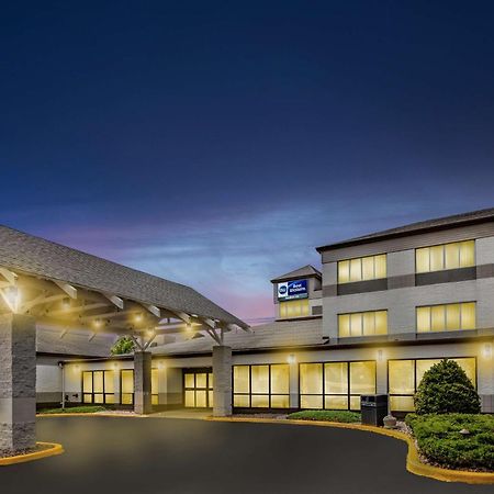 Best Western Baraboo Inn Exterior photo