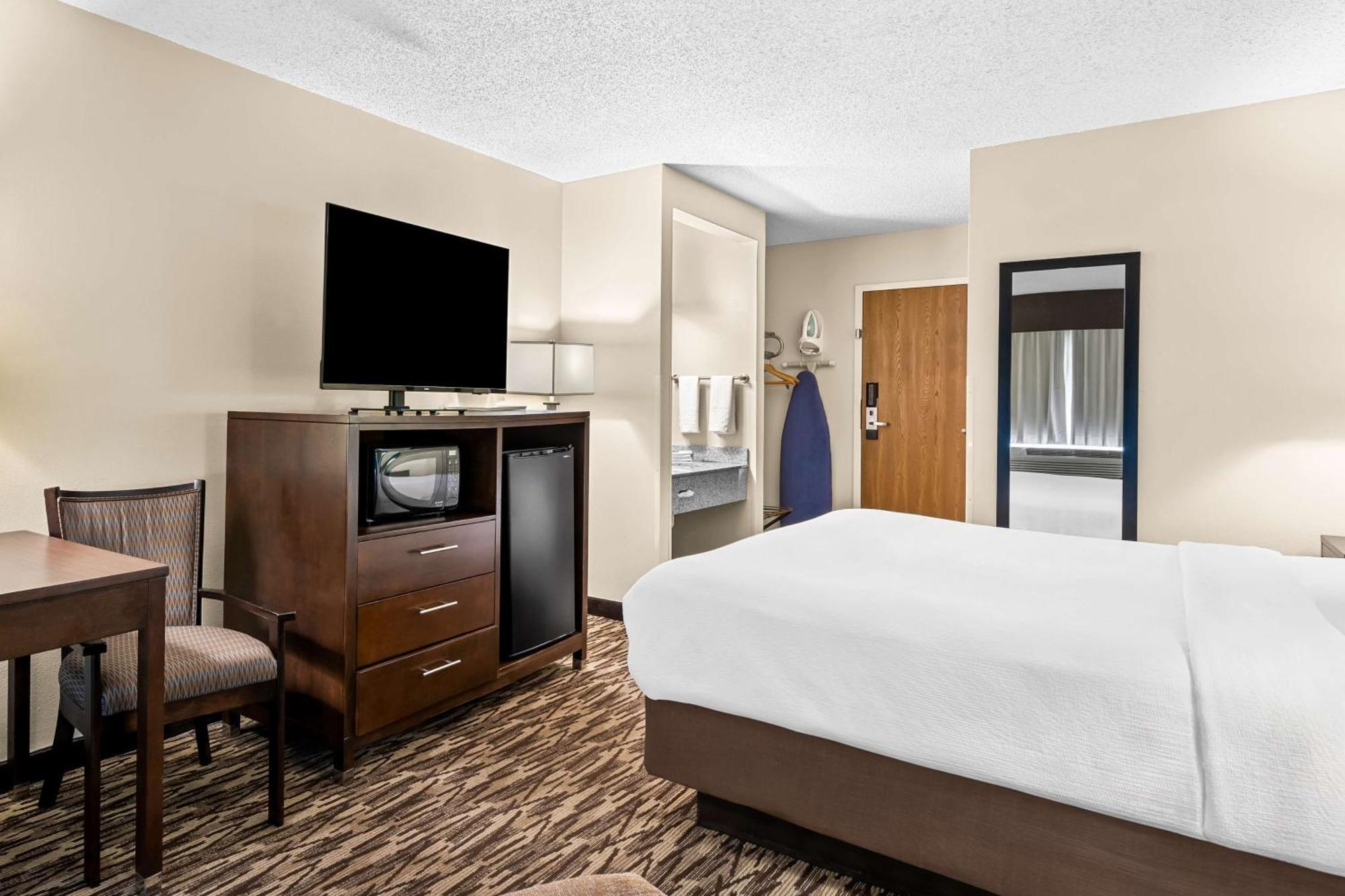 Best Western Baraboo Inn Exterior photo
